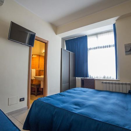 Bed and Breakfast La Terrazza Ачи Костелло Экстерьер фото