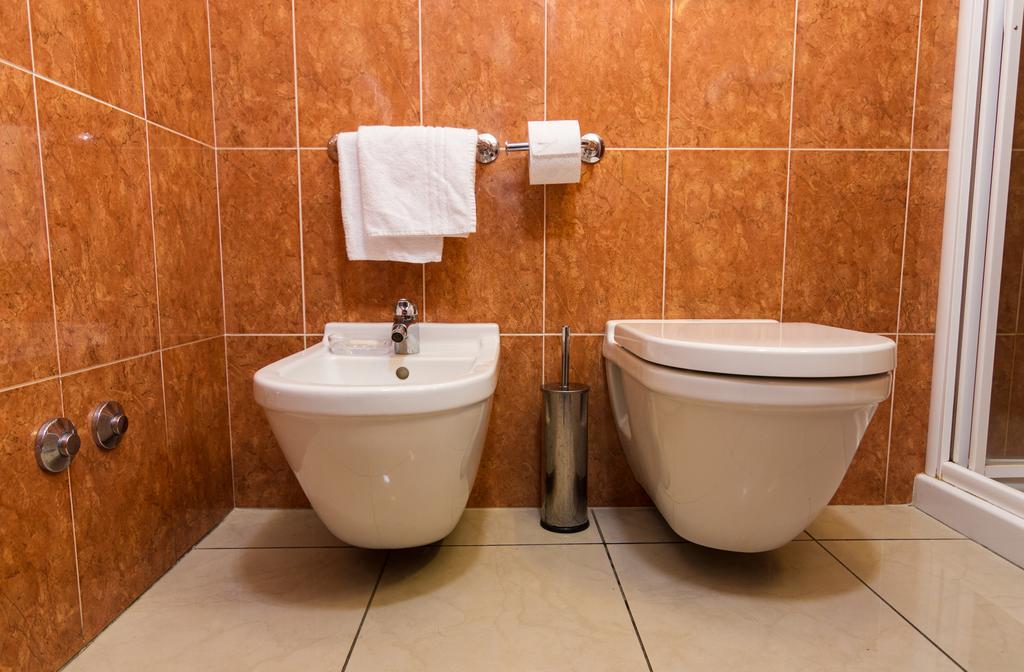 Bed and Breakfast La Terrazza Ачи Костелло Номер фото