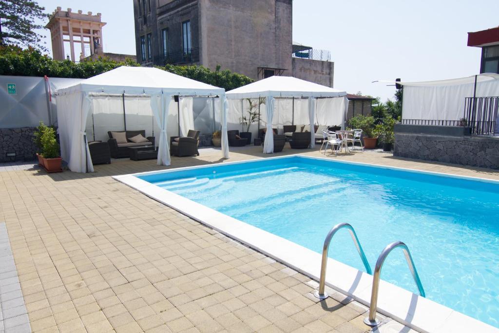 Bed and Breakfast La Terrazza Ачи Костелло Экстерьер фото